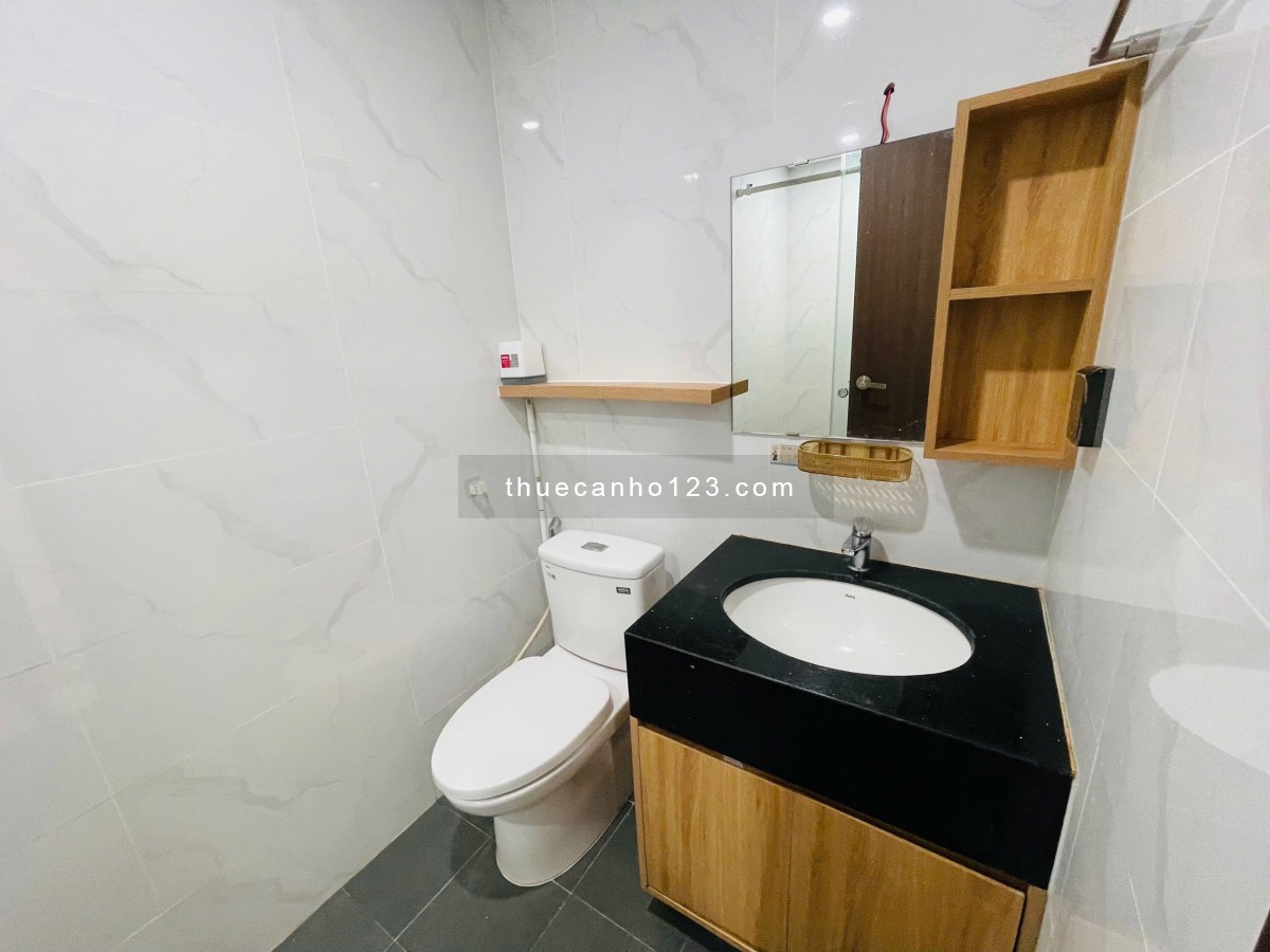 Cho thue CC FPT Plaza 2 view biển, tầng cao, 71m2, 2n 2WC, full nội thất