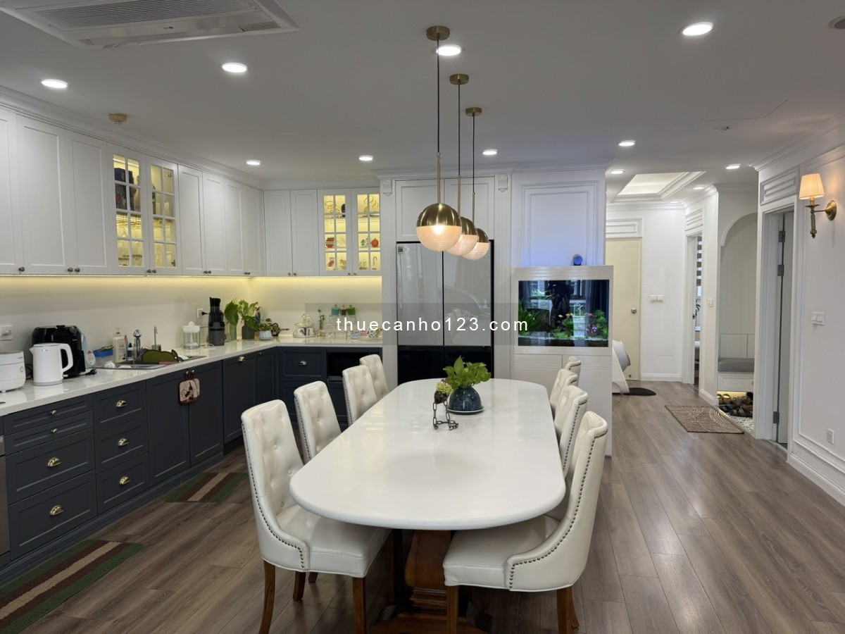 Thuê CHCC Imperia Q2, (115m², 3PN giá 28 tr/th) đặc biệt free xe hơi + xe máy, view thoáng mát