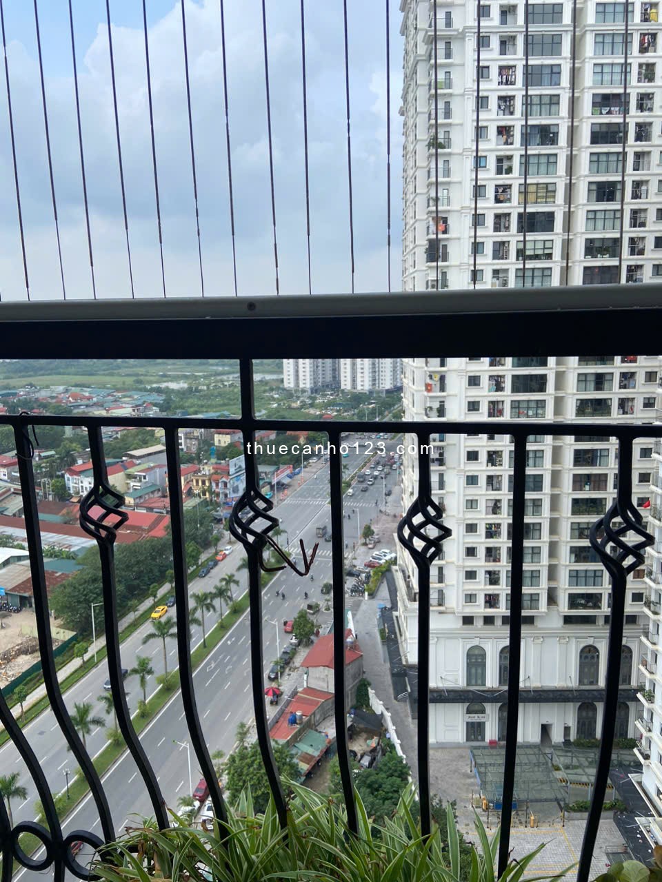 Cho thuê căn hộ tại chung cư Florence – 28 Trần Hữu Dực, Nam Từ Liêm, Hà Nội