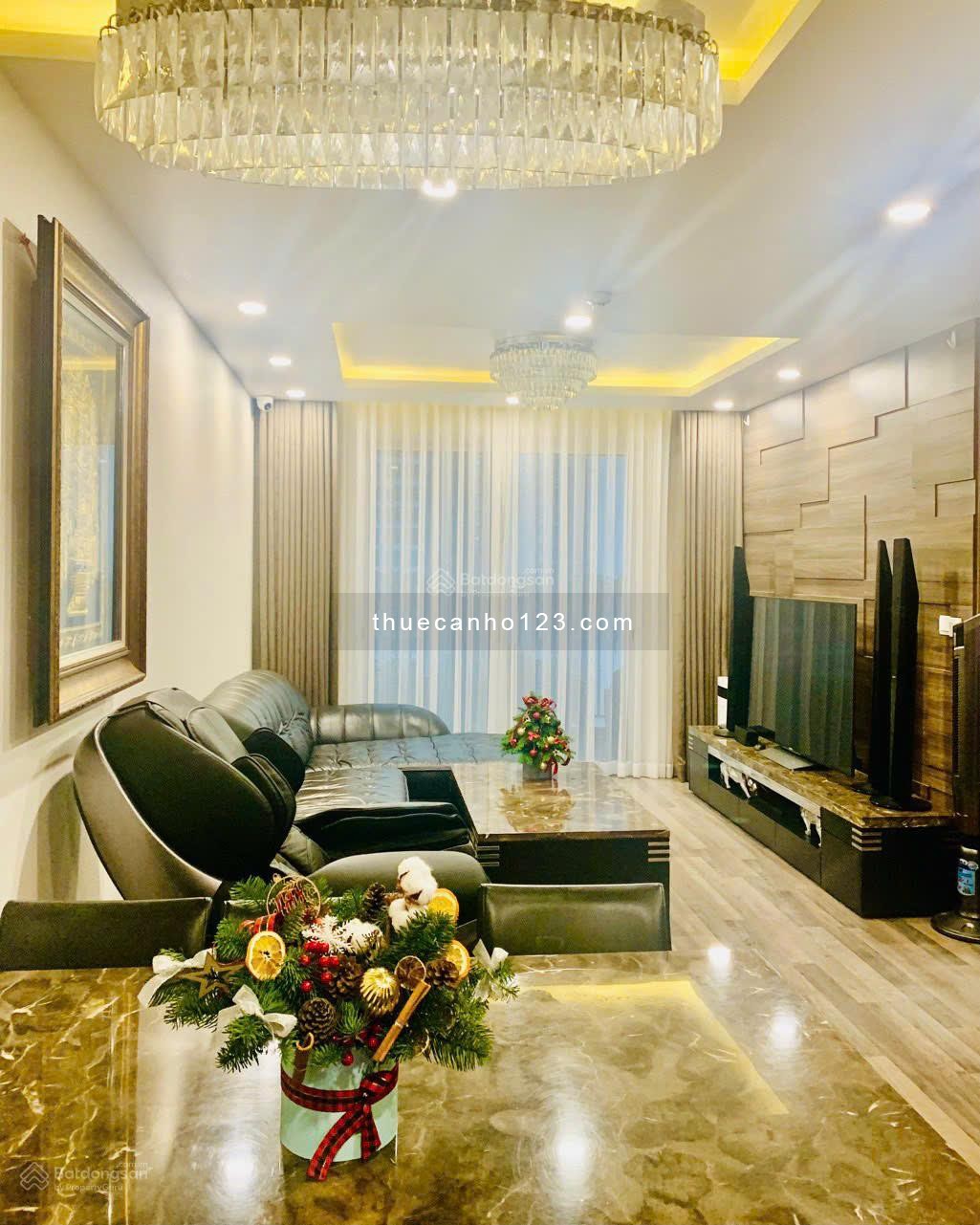 Chính chủ gửi cho thuê căn hộ Vista Verde, 2PN, 2WC diện tích lớn 81m²