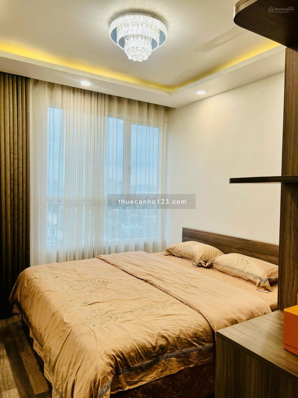 Chính chủ gửi cho thuê căn hộ Vista Verde, 2PN, 2WC diện tích lớn 81m²