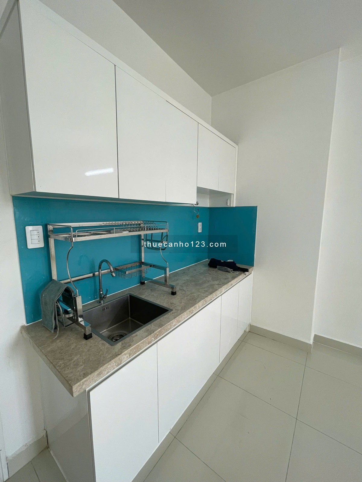 Cho thuê căn hộ lô OFFICE-TEL Florita Quận 7, 38m, nội thất cơ bản, giá 9 triệu, LH: 0917 492 608