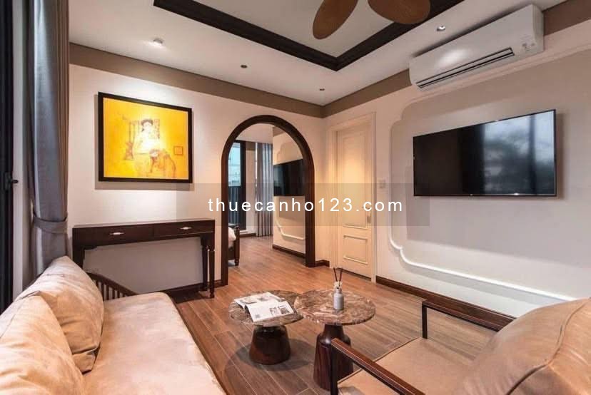 Cho thuê căn hộ mới 100% - ban công, phong cách cổ điển, full nội thất gần sân bay, vòng xoay LCC