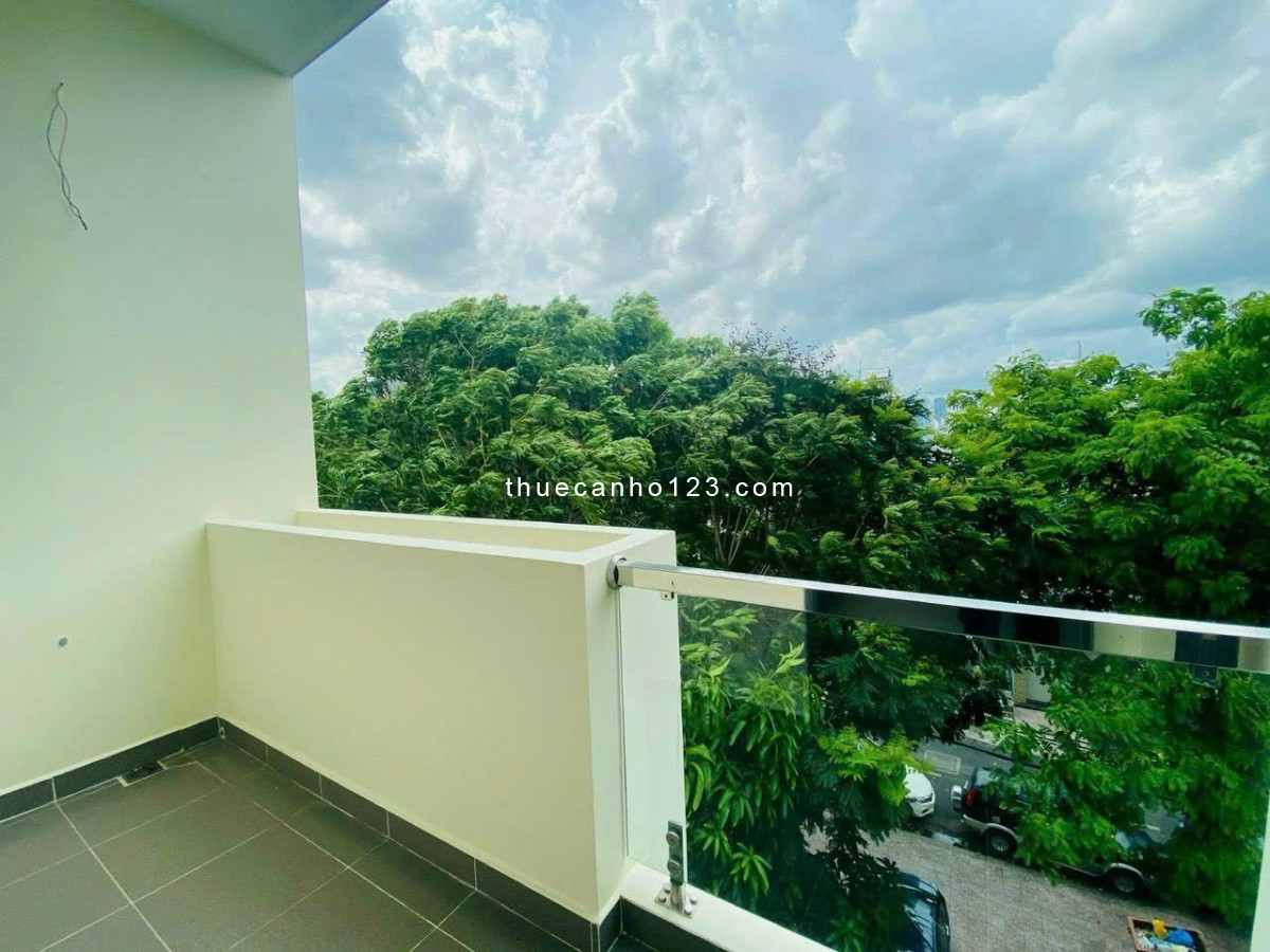 Studio ban công rộng Q8 - gần cầu chữ Y, cầu Nguyễn Tri Phương, cầu Nguyễn Văn Cừ,...