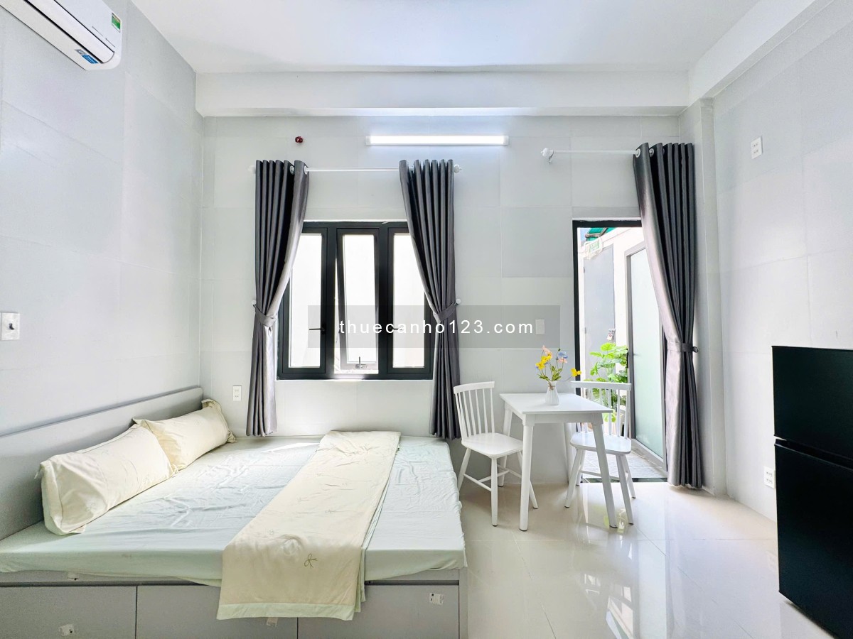 Căn hộ full nội thất, có ban công rộng ở Trịnh Đình Trọng – Tân Phú, gần Đại học Văn Hiến