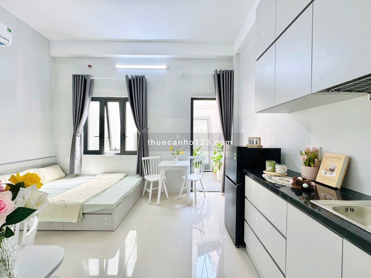 Căn hộ full nội thất, có ban công rộng ở Trịnh Đình Trọng – Tân Phú, gần Đại học Văn Hiến