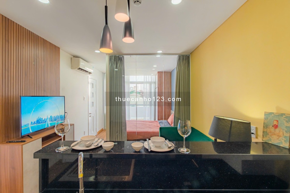 Căn hộ luxury 2PN, 1WC, ban công/cửa sổ thoáng, 65m² – Chợ Tân Định, công viên Lê Văn Tám, Đinh Công