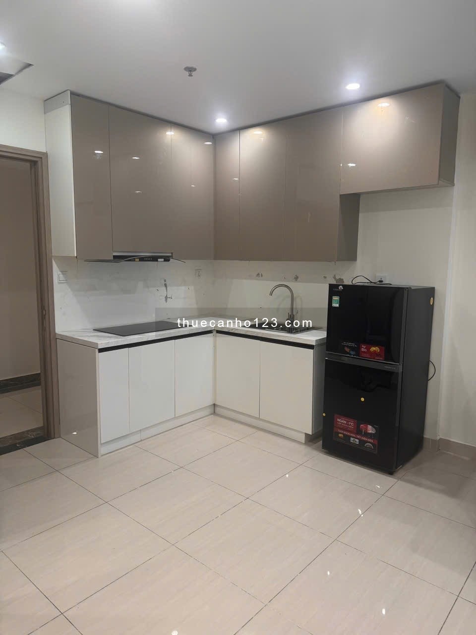  Cho thuê căn hộ 1N+ full đồ đẹp tại Vinhomes Ocean Park 