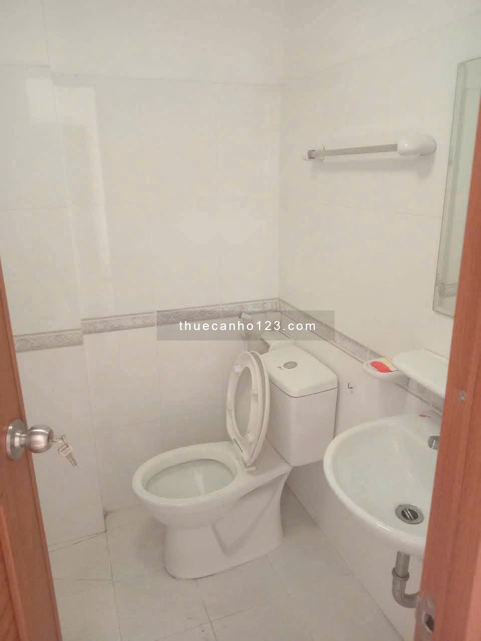 Chung cư Thái An, Nguyễn Văn Quá, Q12: nhà trống, 2p ngủ, 2wc, ban công, 6tr5/th