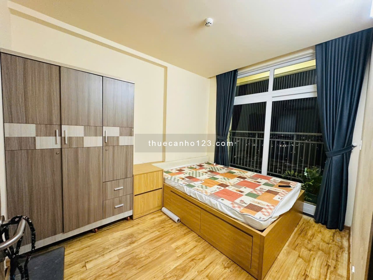 Chung cư Screc, 12tr5, đầy đủ NT, 2pn, 2wc ngay 974A Trường Sa, Q3