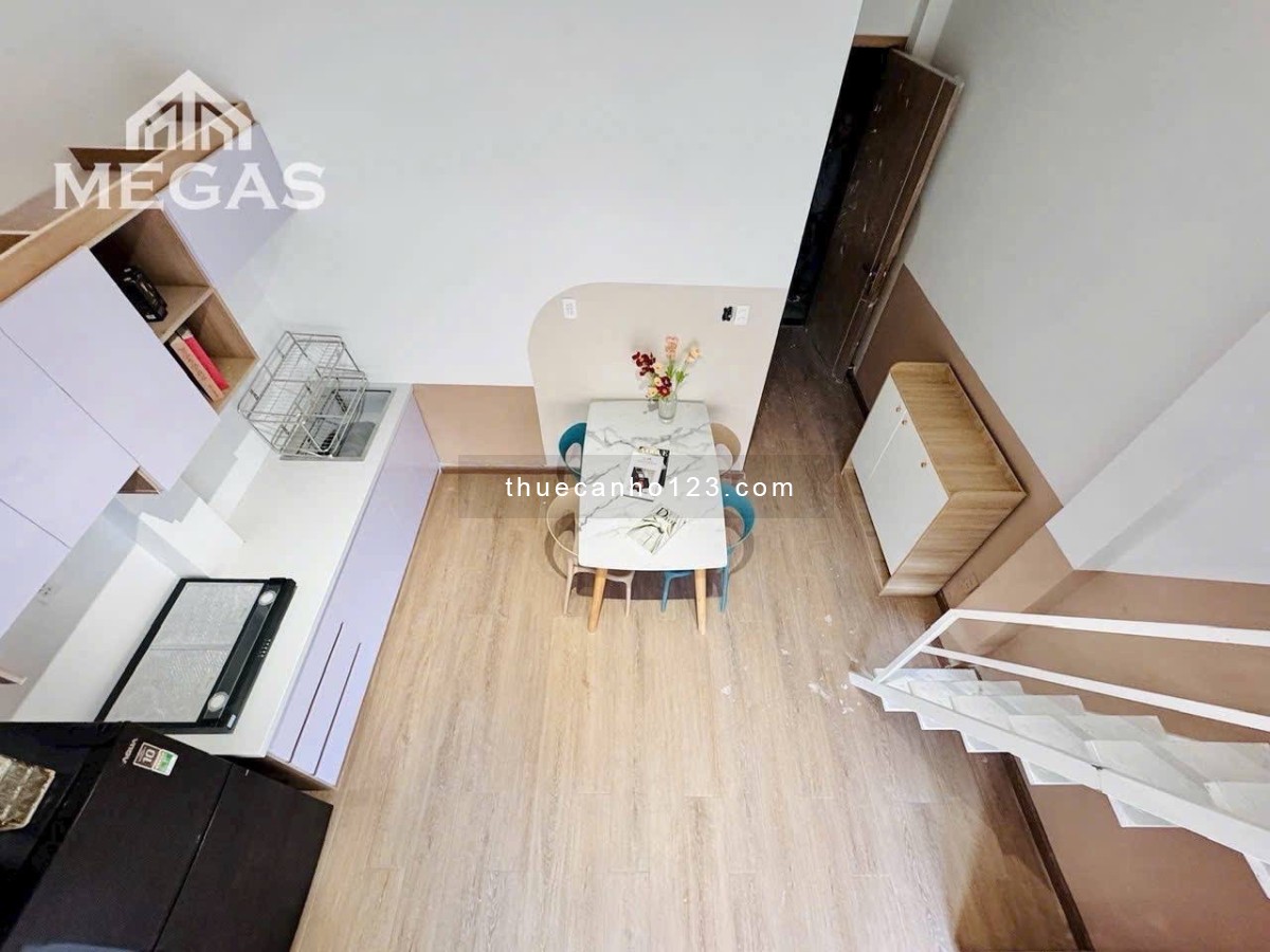 Căn hộ 2 chỗ ngủ mới 100% có ban công đón nắng ngay Chu Văn An - Gần Học Viện Cán Bộ - Giáp Quận 1,3