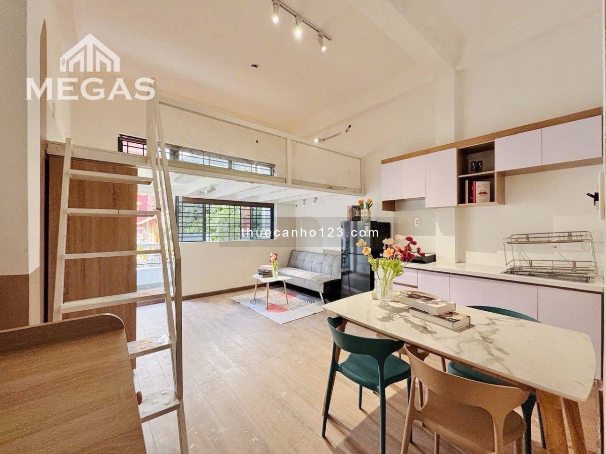 Căn hộ 2 chỗ ngủ mới 100% có ban công đón nắng ngay Chu Văn An - Gần Học Viện Cán Bộ - Giáp Quận 1,3