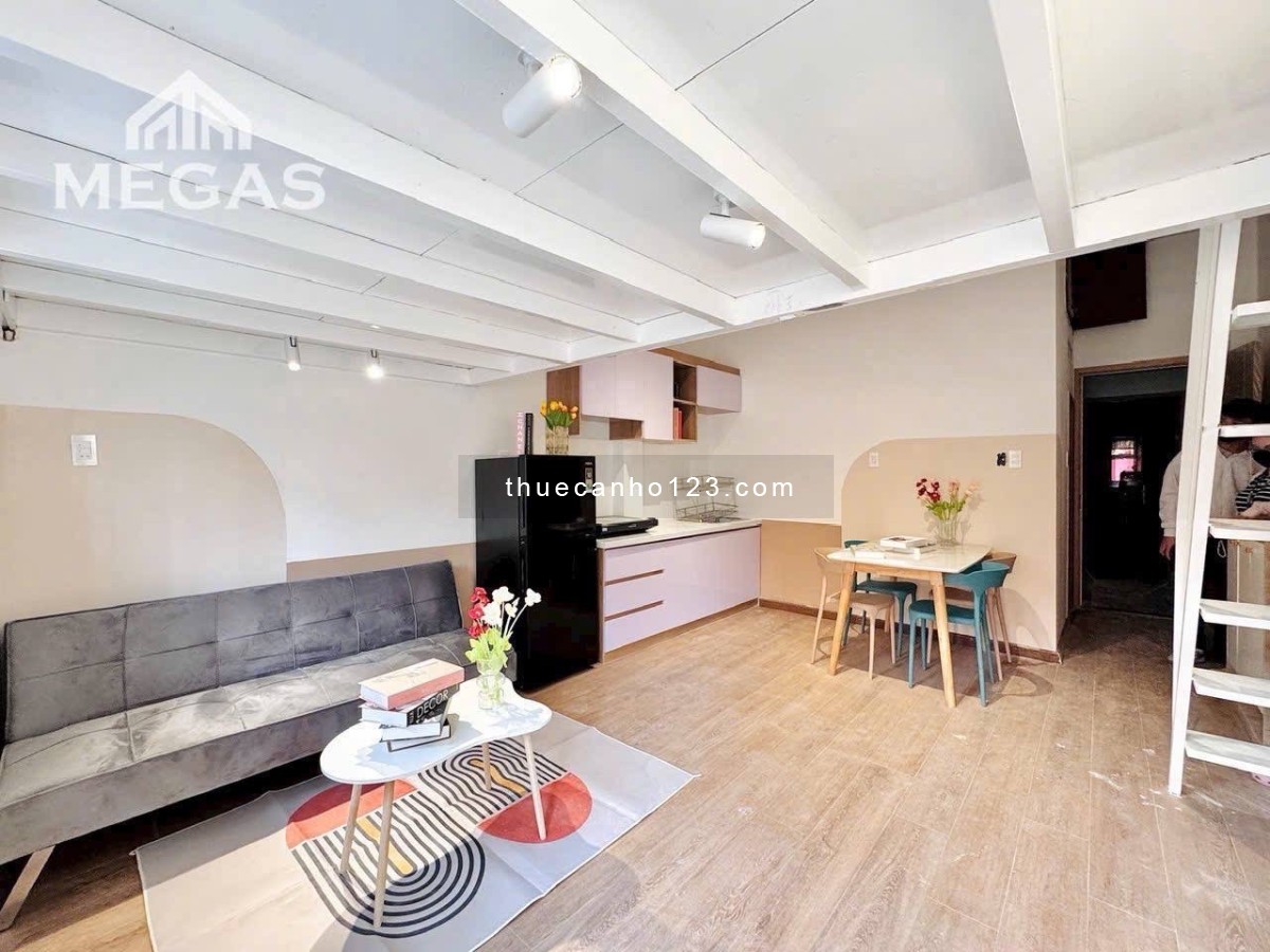 Căn hộ 2 chỗ ngủ mới 100% có ban công đón nắng ngay Chu Văn An - Gần Học Viện Cán Bộ - Giáp Quận 1,3