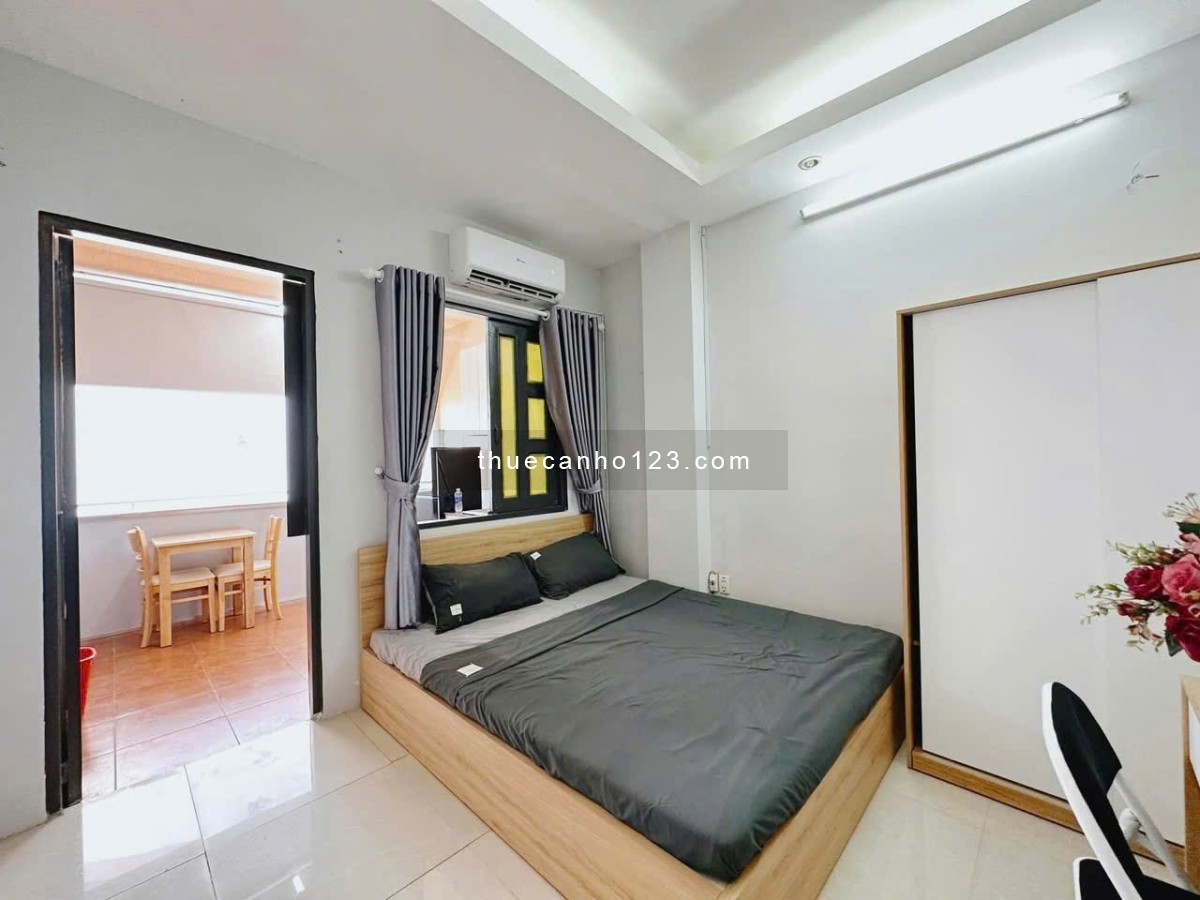 Lê Thị Riêng Q1 - Ban công tách bếp, gần chợ Bến Thành, công viên 23/9, phố đi bộ, công viên Tao Đàn