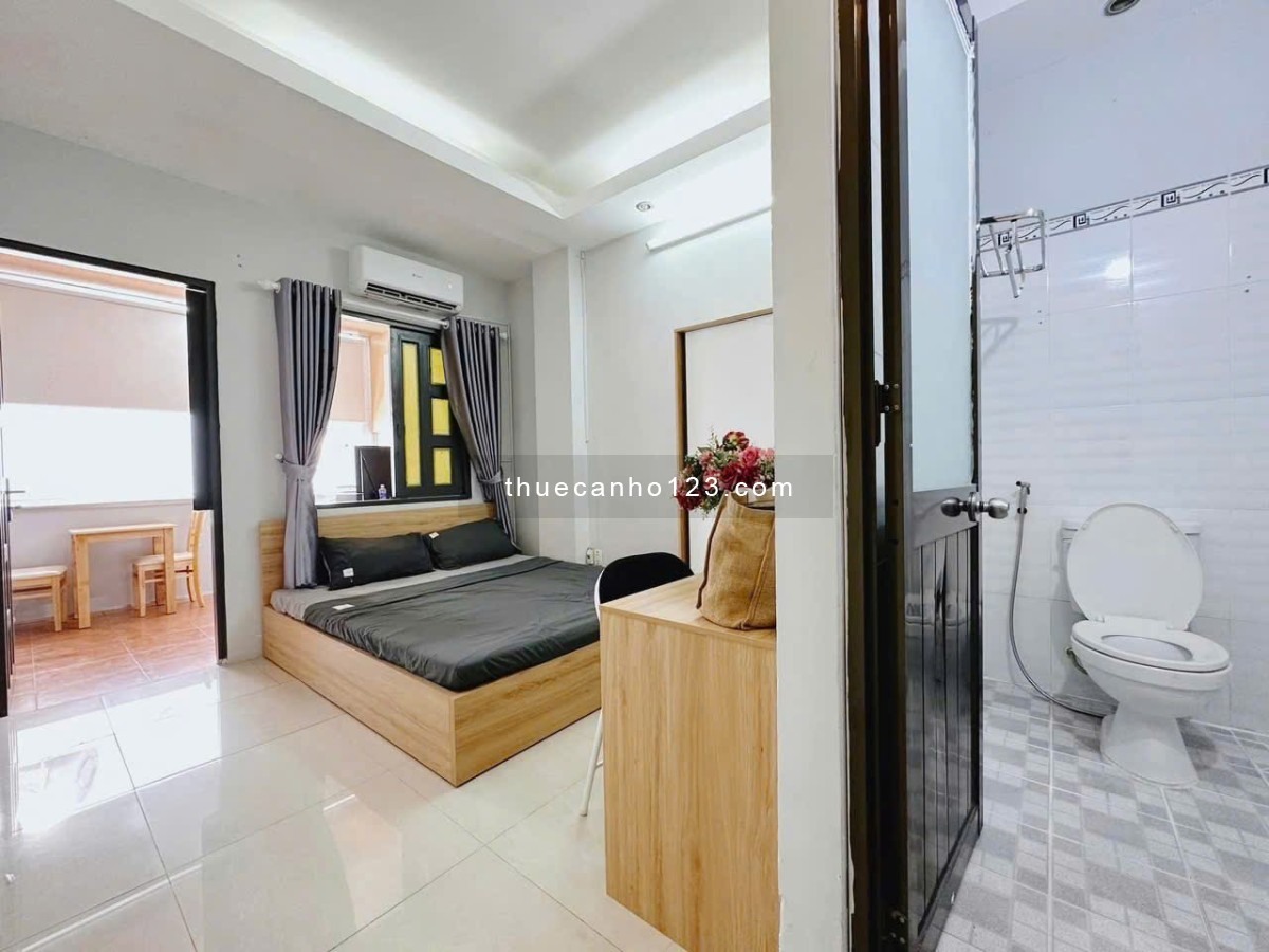 Lê Thị Riêng Q1 - Ban công tách bếp, gần chợ Bến Thành, công viên 23/9, phố đi bộ, công viên Tao Đàn