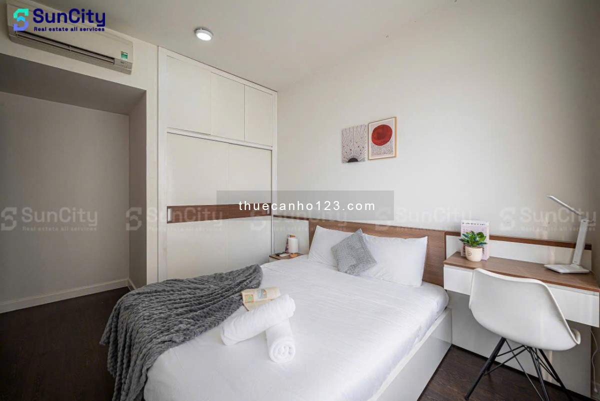 THUÊ NGAY SAIGON ROYAL 2PN-2WC 88M2 VIEW SÔNG - BITEXCO BẾN VÂN ĐỒN QUẬN 4 SÁT Q1 Q3 LH 0775924600