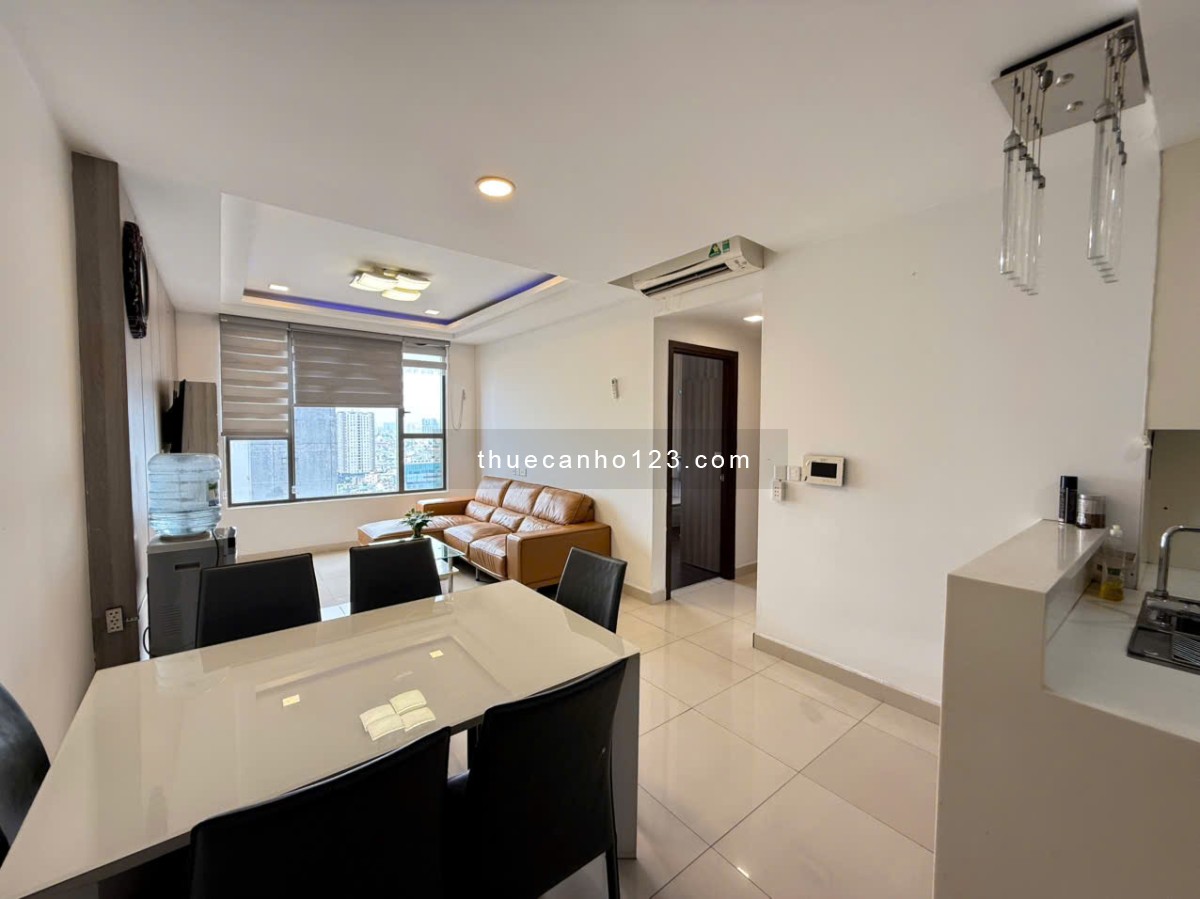 THUÊ CĂN HỘ TRESOR 3PN2WC 98M2 BAN CÔNG VIEW THOÁNG TẦNG CAO SÁT BẾN VÂN ĐỒN QUẬN 4,Q1 LH 0775924600