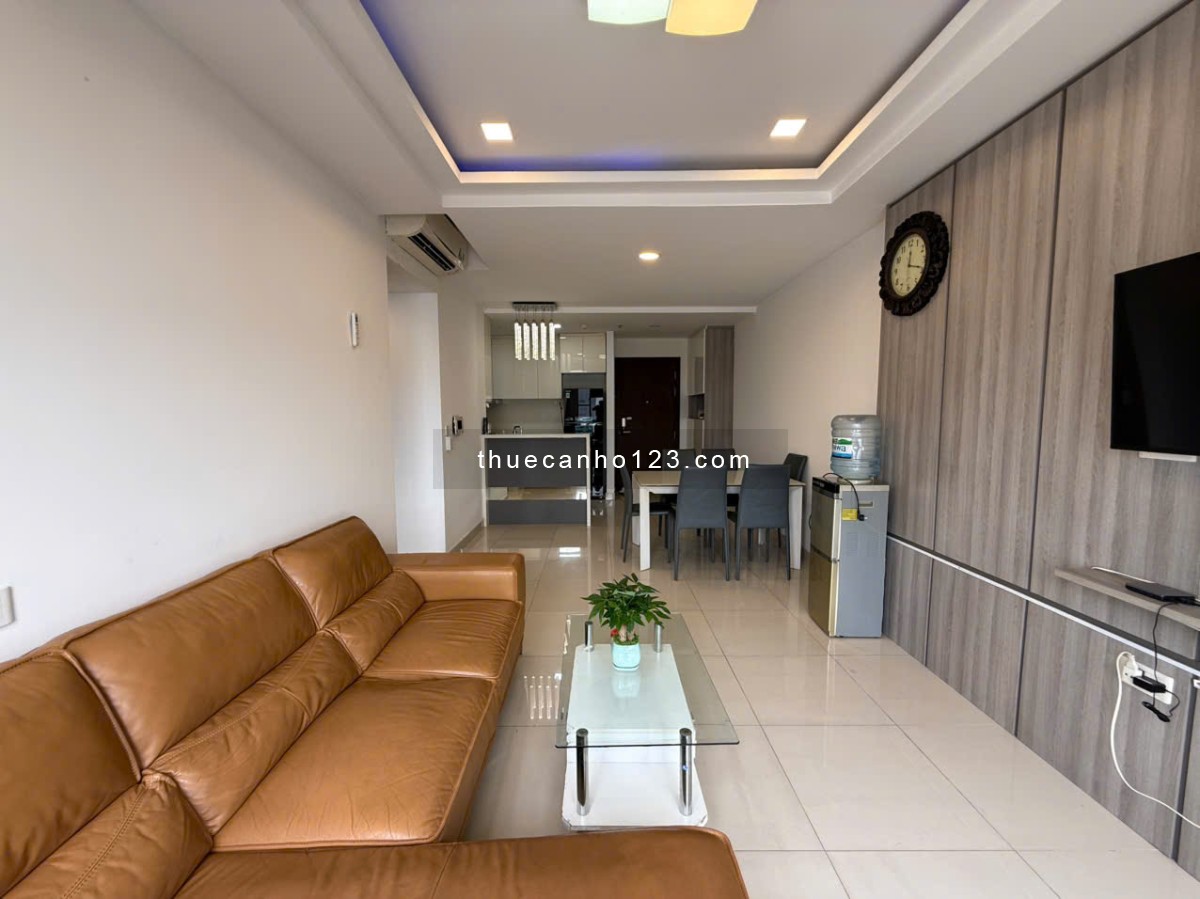 THUÊ CĂN HỘ TRESOR 3PN2WC 98M2 BAN CÔNG VIEW THOÁNG TẦNG CAO SÁT BẾN VÂN ĐỒN QUẬN 4,Q1 LH 0775924600