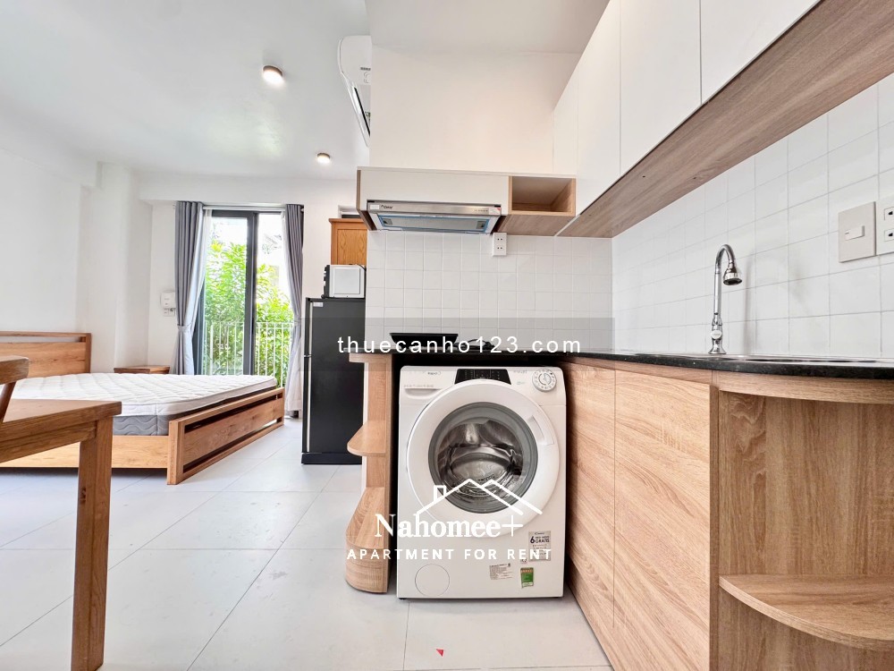 Thực tế đẹp hơn hình | 2 balcony thoáng, máy giặt riêng, thang máy, dọn phòng | Khu Hoàng Văn Thụ