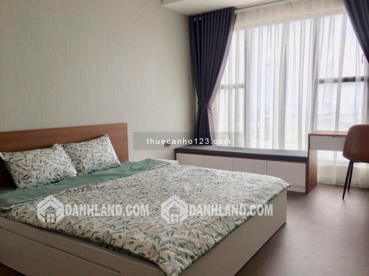 Cho Thuê 2 Phòng ngủ Sài Gòn Royal View sông Quận 4