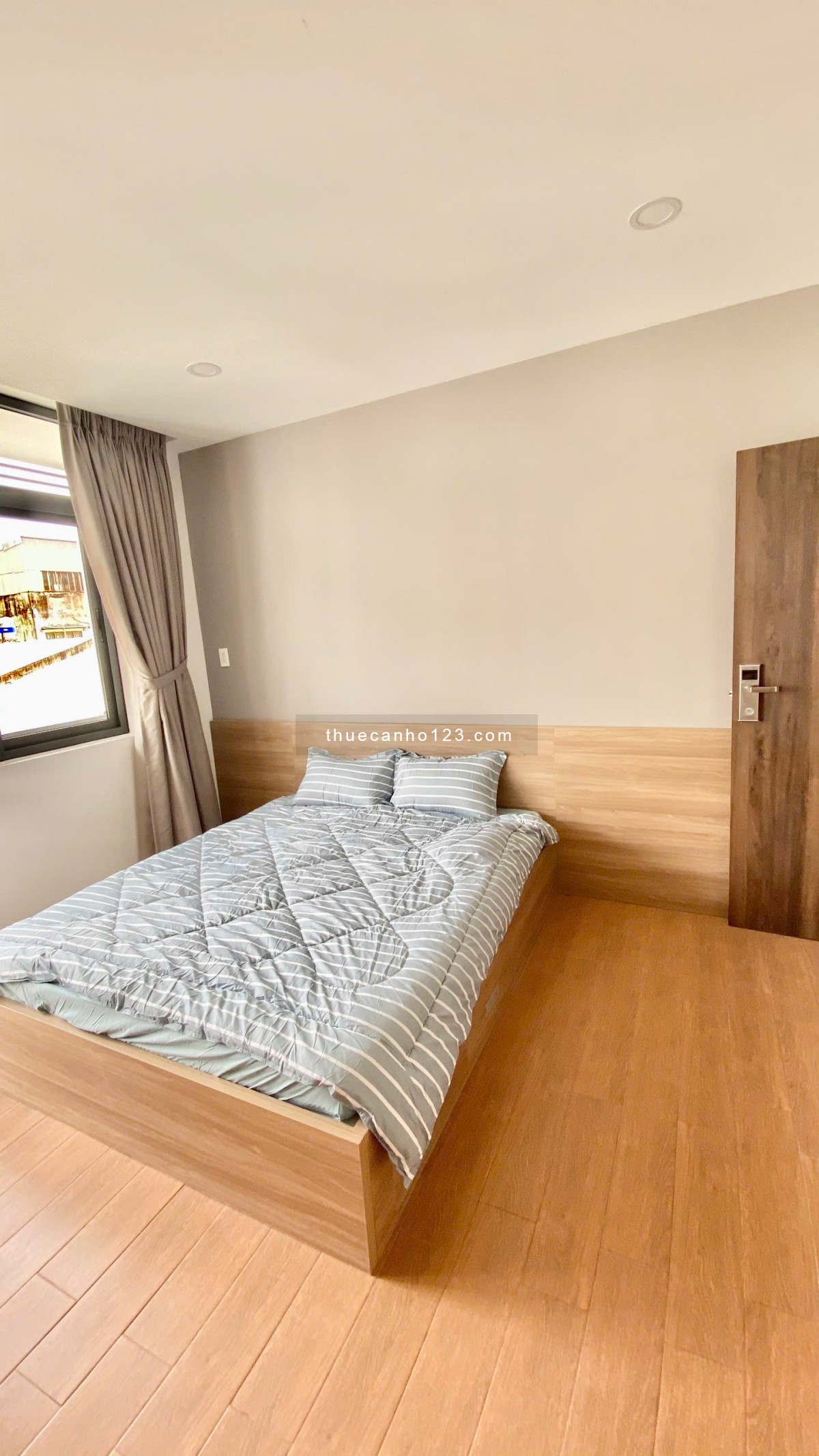 Căn hộ ban công, cửa sổ thoáng – Ngay Phan Xích Long, gần chợ Tân Định và Trần Quốc Toản, Quận 3