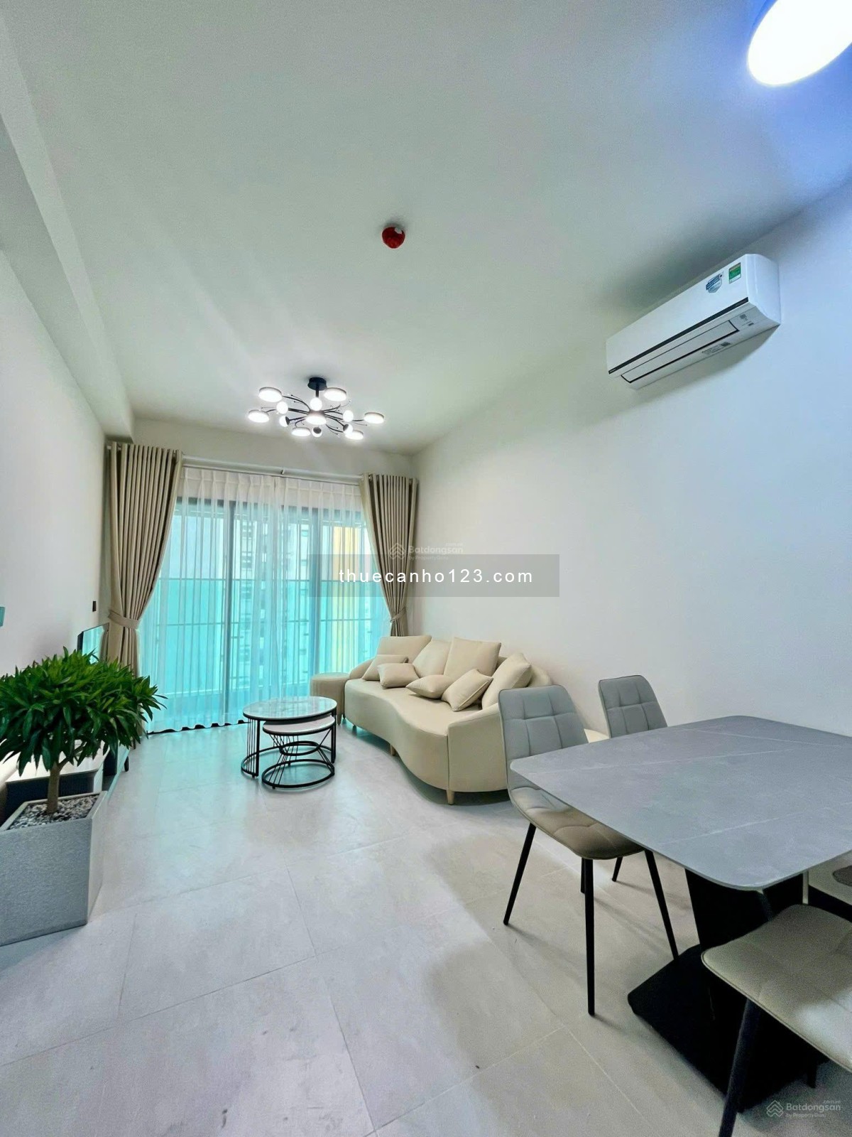 Cần cho thuê gấp chung cư cao cấp De La Sol, 75m², 2pn, 2wc đầy đủ nội thất