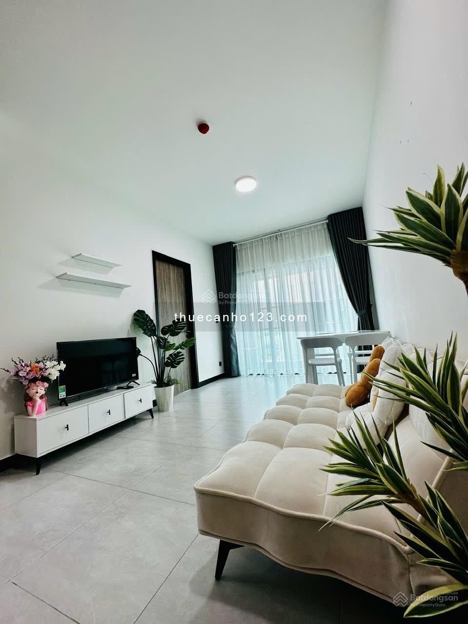 De La Sol cho thuê căn 75m² - 2PN 2WC, view đẹp, giá hấp dẫn
