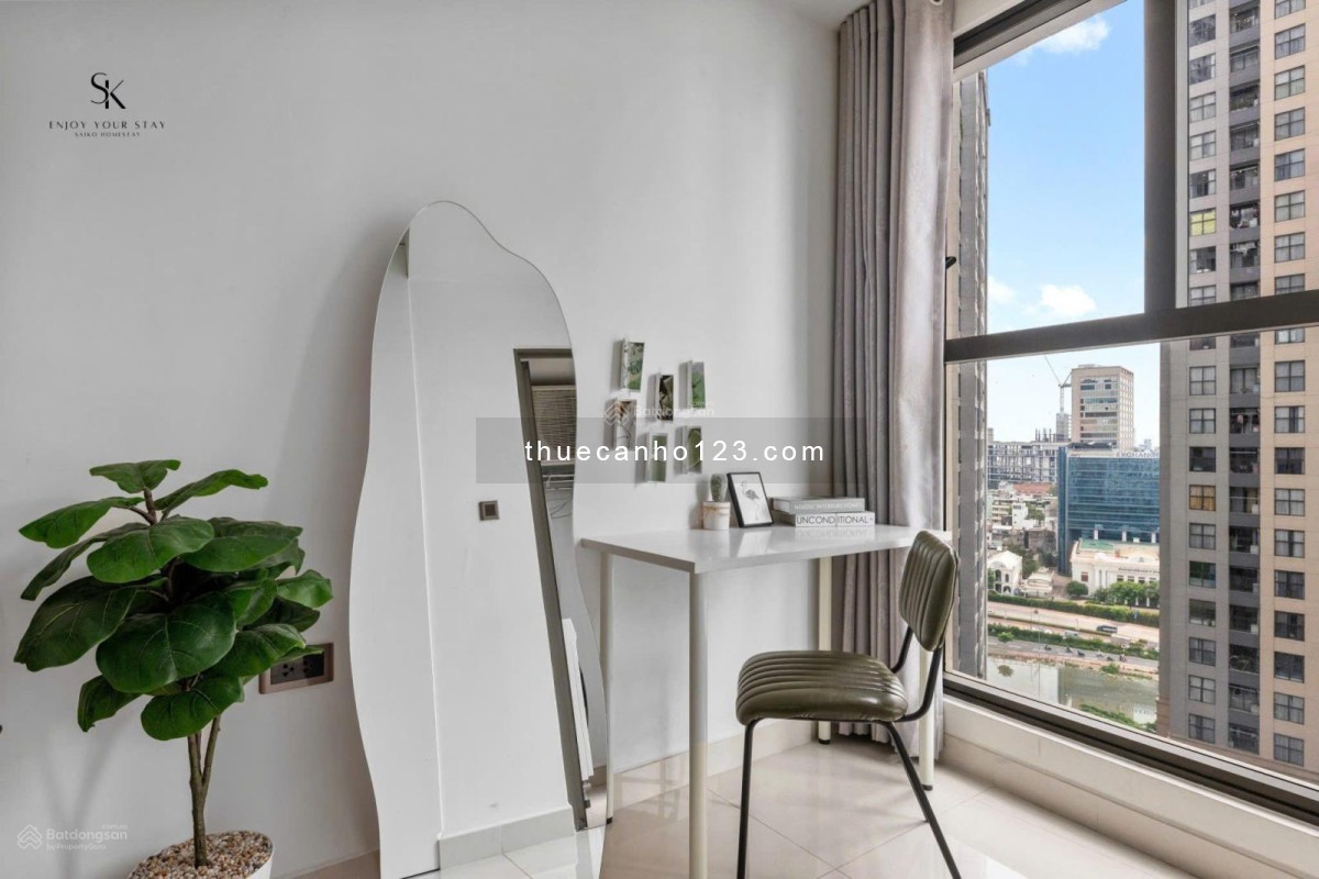 Cần cho thuê Officetel Saigon Royal - View Sông - Giá 14 triệu/ tháng