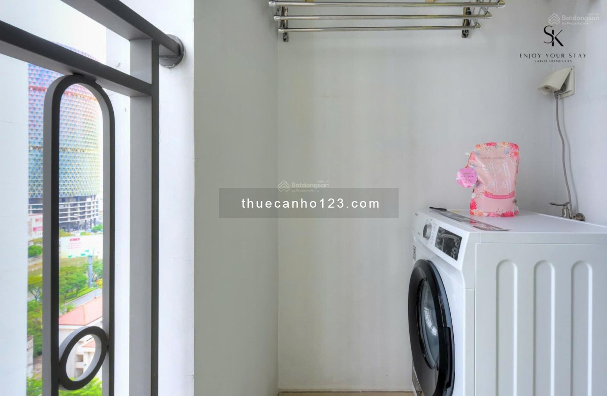 Cần cho thuê Officetel Saigon Royal - View Sông - Giá 14 triệu/ tháng