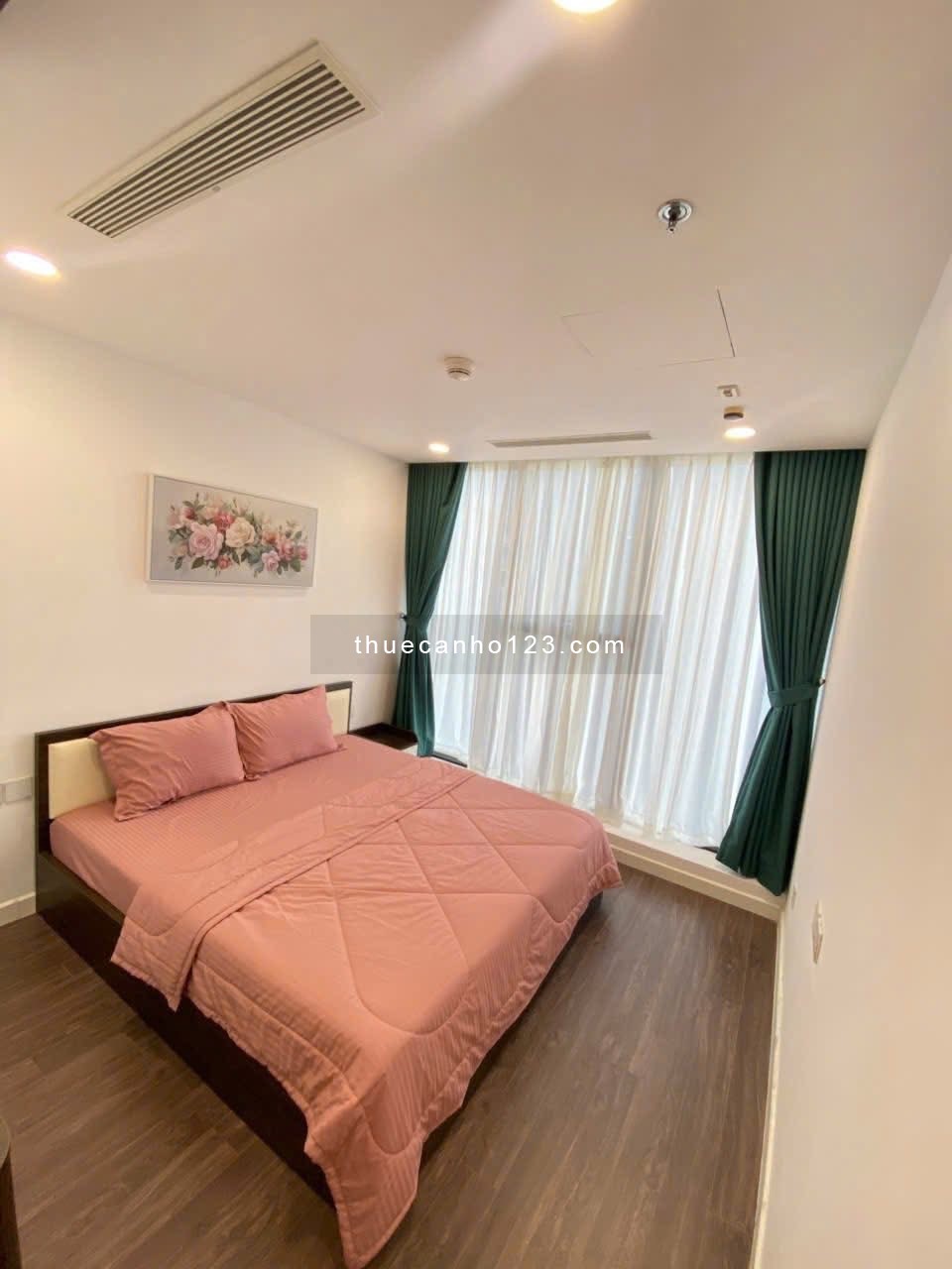 Siêu Phẩm 2 Phòng Ngủ - 2 WC, Phòng Tắm Cao Cấp, Siêu Rộng - Công Viên Hoàng Văn Thụ - Sân Bay TSN