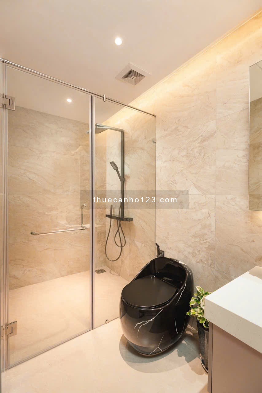THUÊ GOLD VIEW 2PN2WC 80M2 BAN CÔNG VIEW SÔNG NGAY BẾN VÂN ĐỒN QUẬN 4 SÁT Q1 Q3 LH HARRY 0775926400