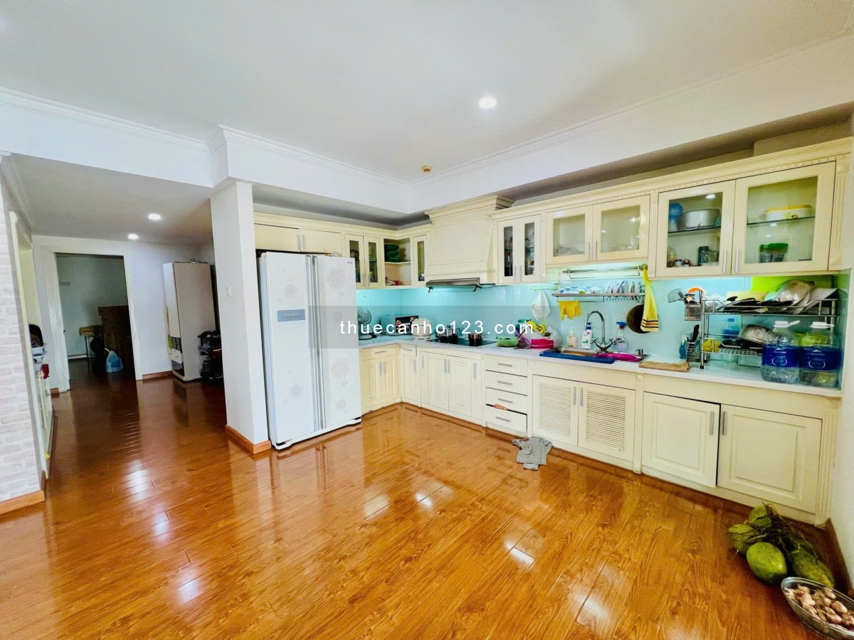 Căn hộ cao cấp Mỹ Vinh, P6, Quận 3: 140m2, 3p ngủ, 3wc, NTCC, 22tr