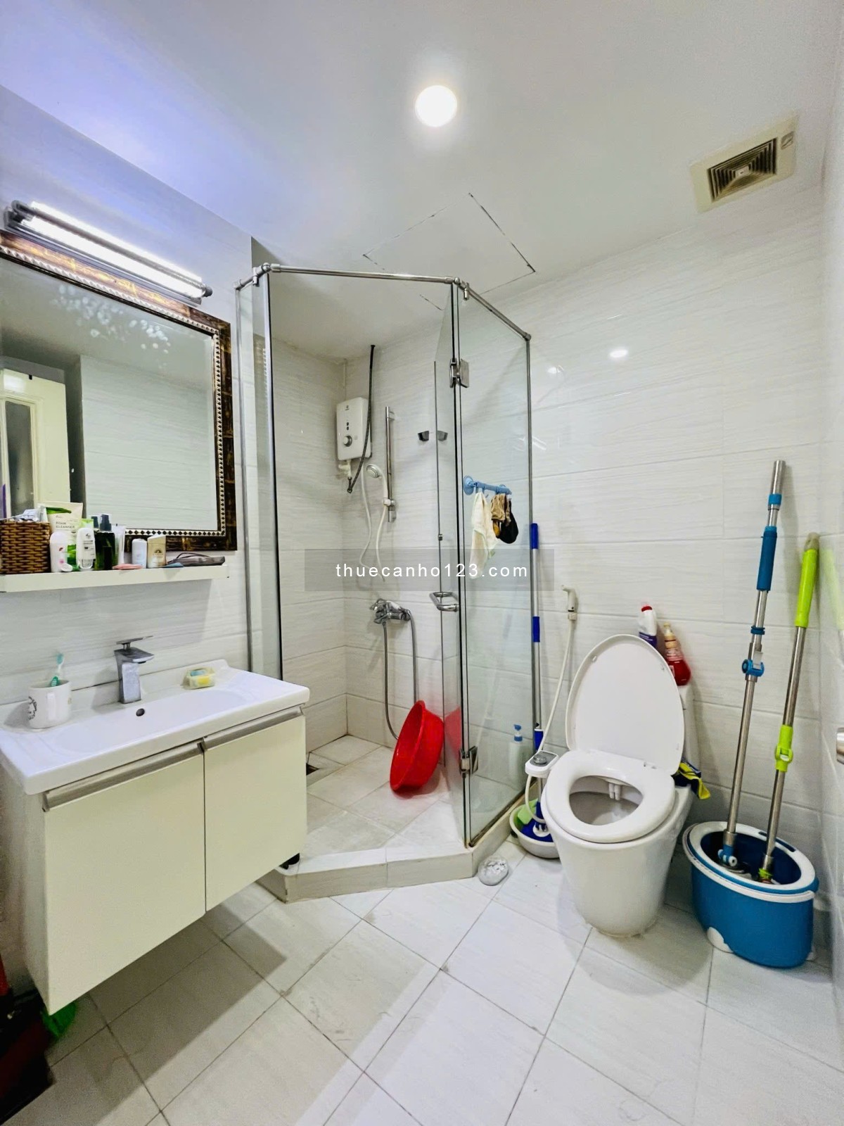 Căn hộ cao cấp Mỹ Vinh, P6, Quận 3: 140m2, 3p ngủ, 3wc, NTCC, 22tr