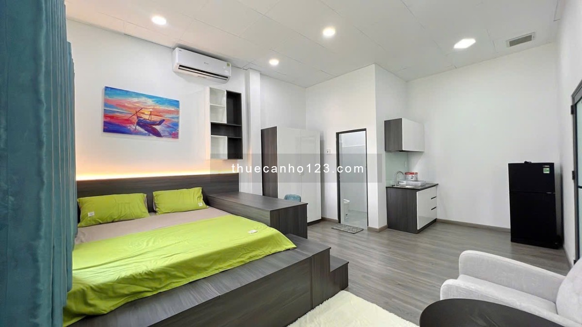 Cho thuê căn hộ Trần Quốc Hoàn, P4, Q. Tân Bình – không gian yên tĩnh, cửa sổ hành lang đẹp