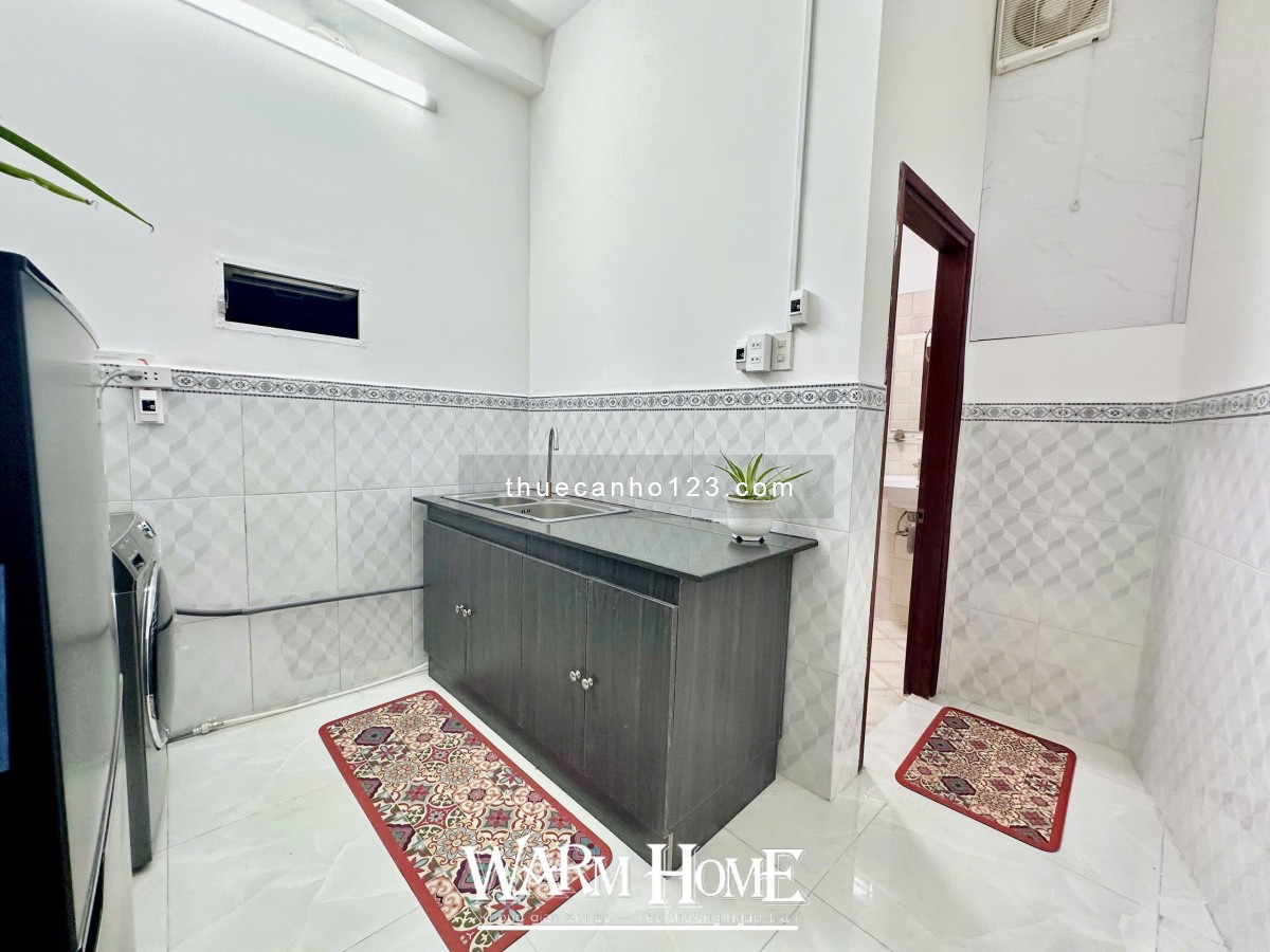 Cho thuê căn hộ 1 phòng ngủ gần sân bay Tân Sơn Nhất, Tân Bình – Ban công thoáng mát