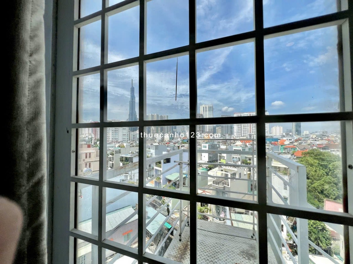 Căn Hộ 1 Phòng Ngủ 65m2 Ban Công View Landmark81, Thang Máy, Bảo Vệ, Gần Ga Metro Tân Cảng