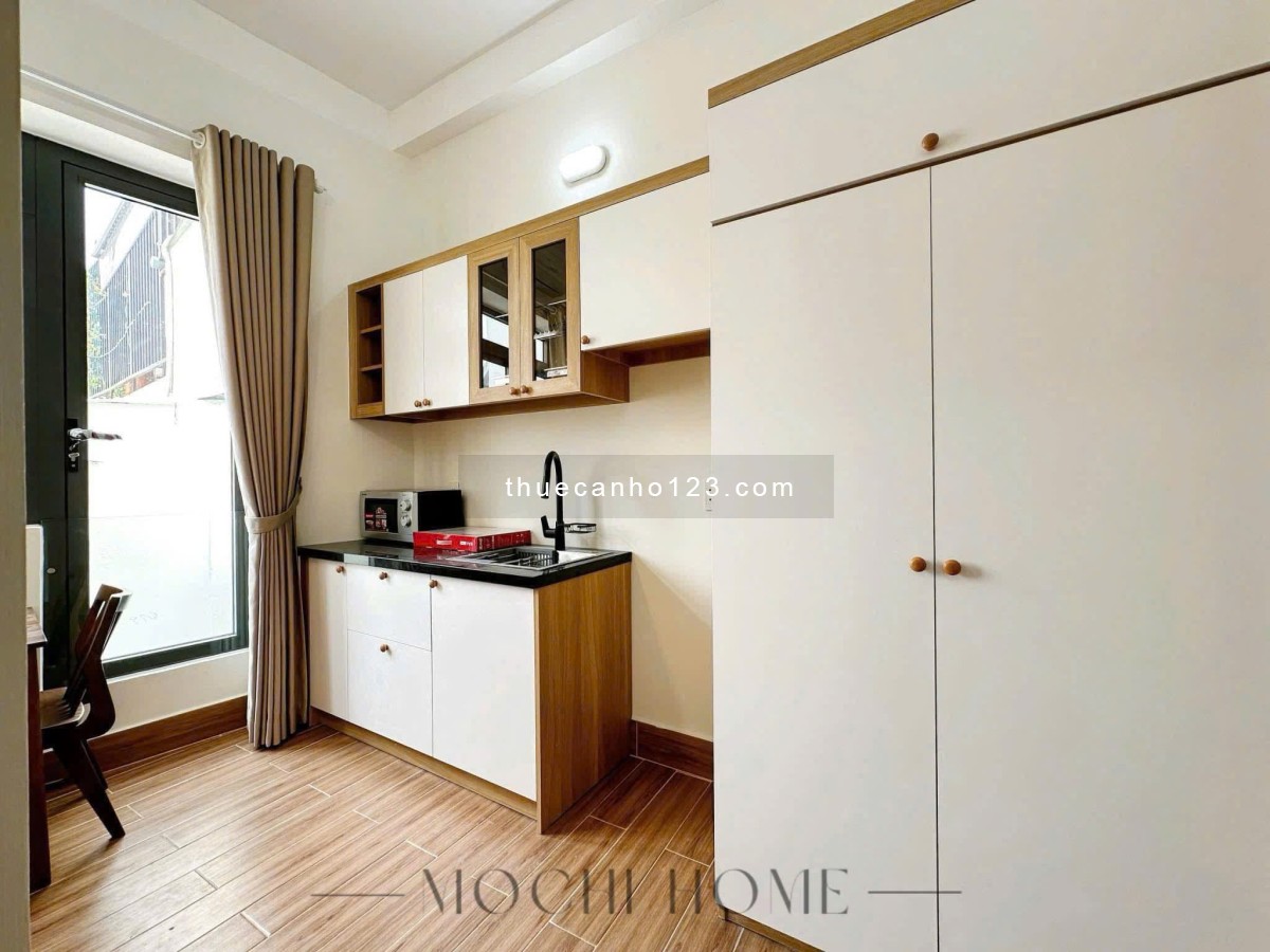 Căn hộ cửa sổ trời – Full nội thất mới – View cực thoáng