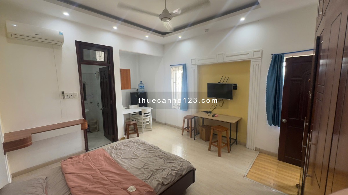 Cho thuê căn hộ đầy đủ nội thất ngay trung tâm TP, Lê Bá Chân, Quận 1