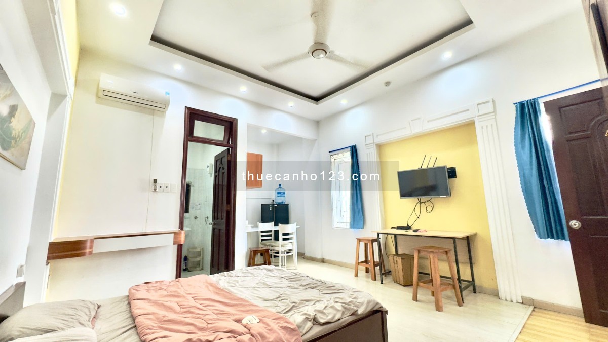 Cho thuê căn hộ đầy đủ nội thất ngay trung tâm TP, Lê Bá Chân, Quận 1