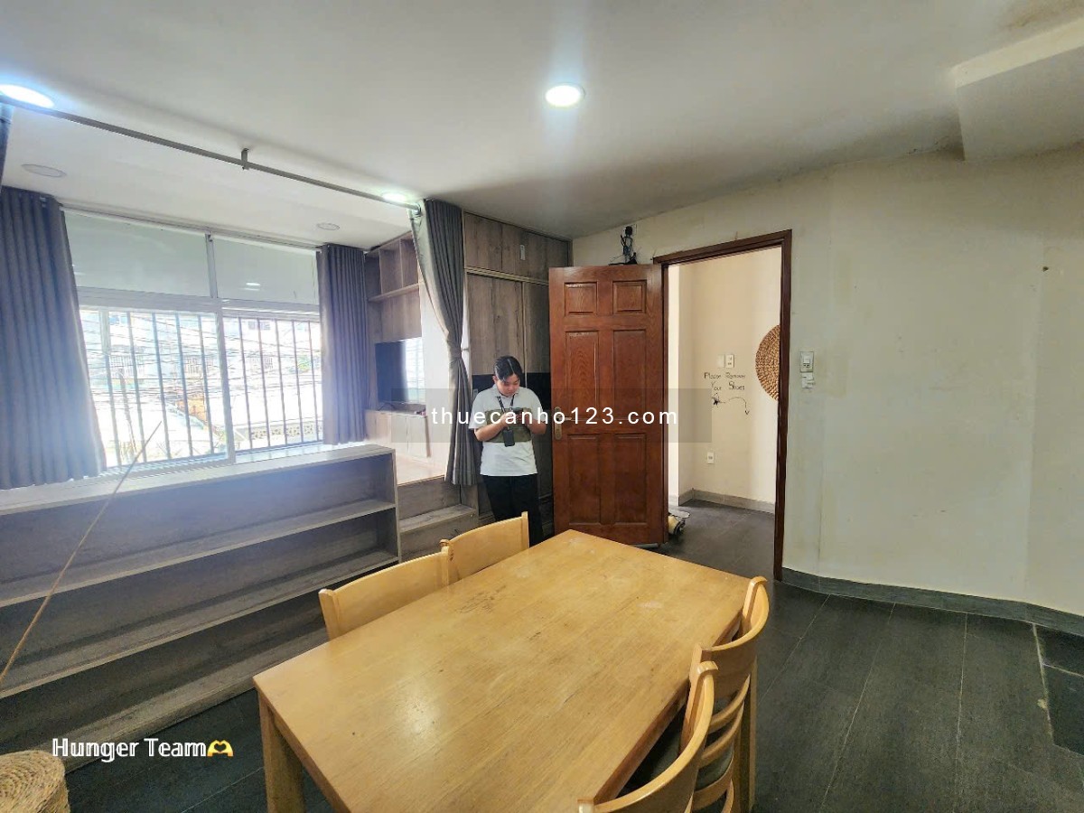 Cho thuê studio 35m², ban công, máy giặt riêng, tone gỗ – Phan Văn Trị, Bình Thạnh – Gần Văn Lang