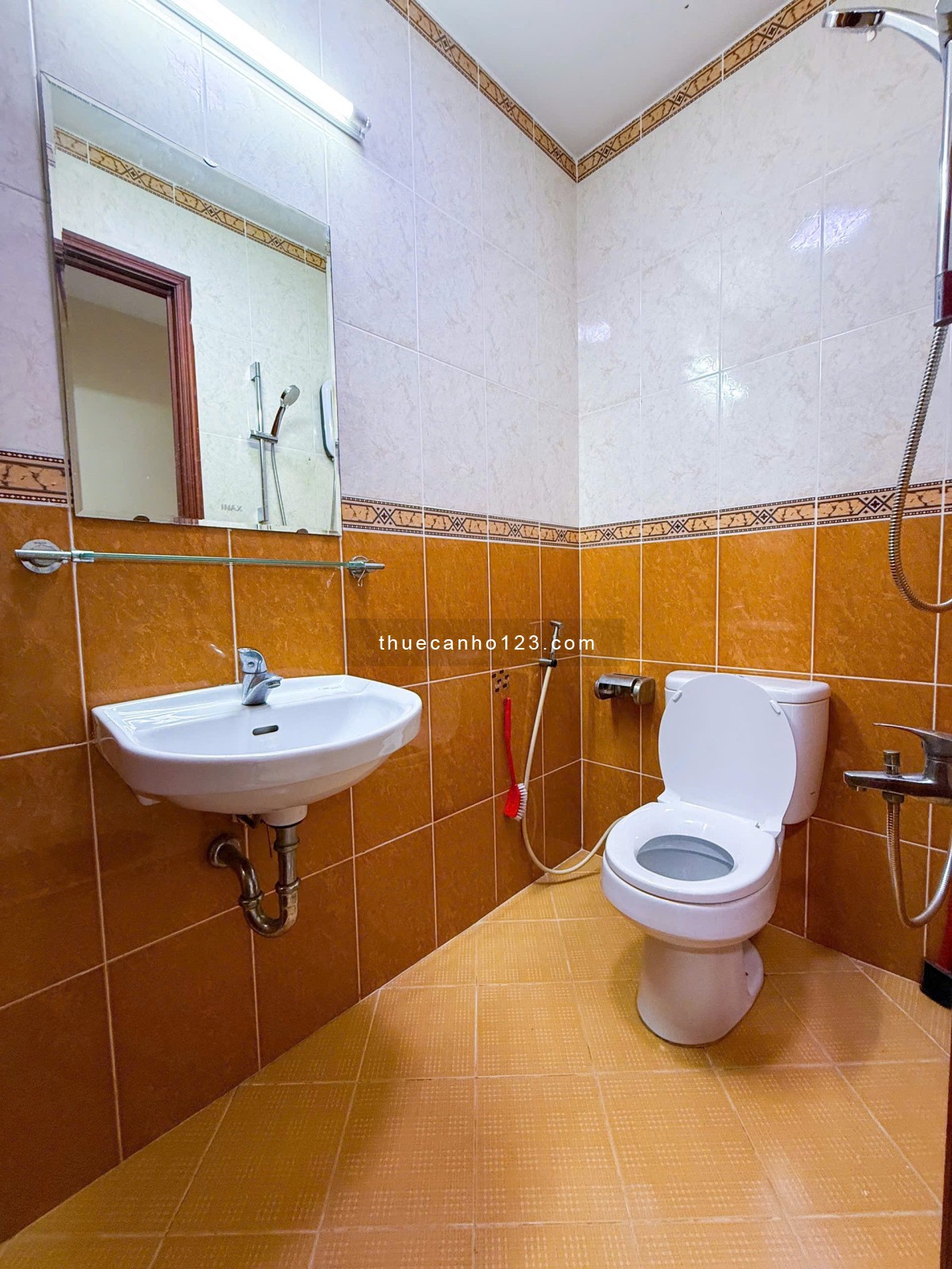 Cho thuê căn hộ Studio Ban công ngay khu Trung Sơn gần ĐH Tôn Đức Thắng, RMIT, vòng xoay Trung Sơn