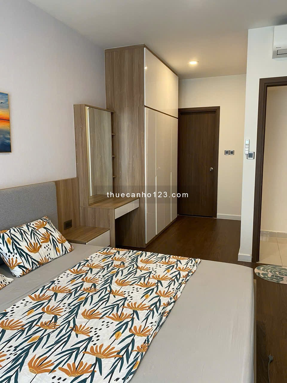 Cho thuê căn hộ Saigon Royal 2PN + 2WC – 80m²