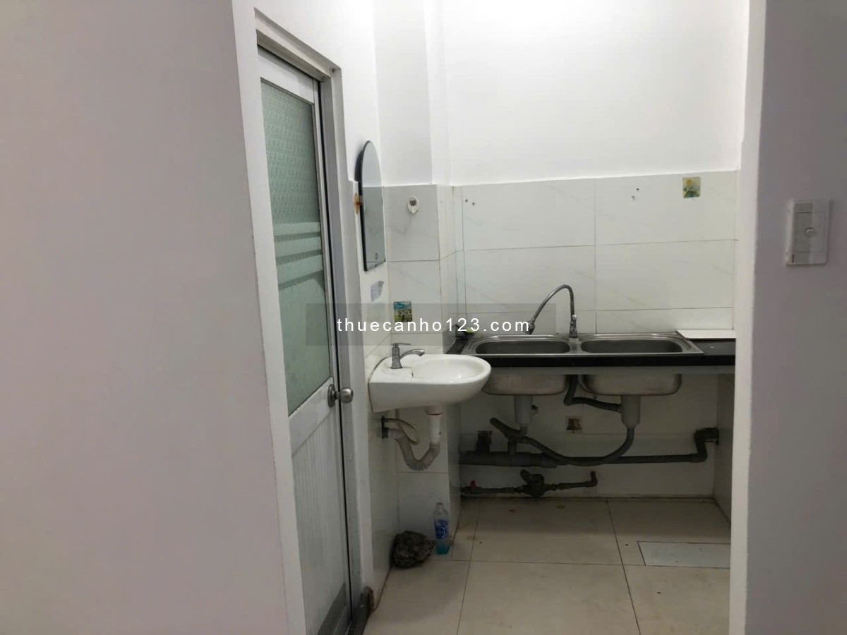 Chung cư Phan Xích Long, P7, PN: 60m2, 2p ngủ, máy lạnh, 9tr/th