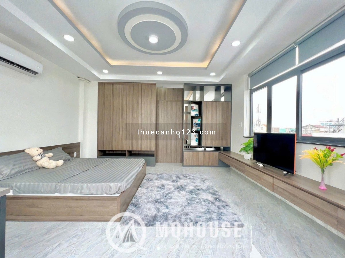 Cho thuê căn hộ 1 phòng ngủ, ban công thoáng mát, gần sân bay Tân Sơn Nhất, Tân Bình