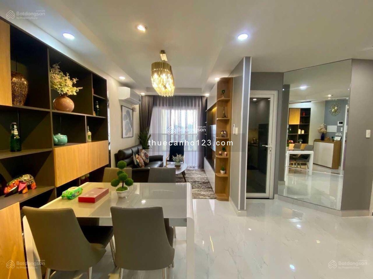 Căn hộ 82m² - 2 phòng ngủ - 2WC. (Có slot oto) chung cư Kingston Residence