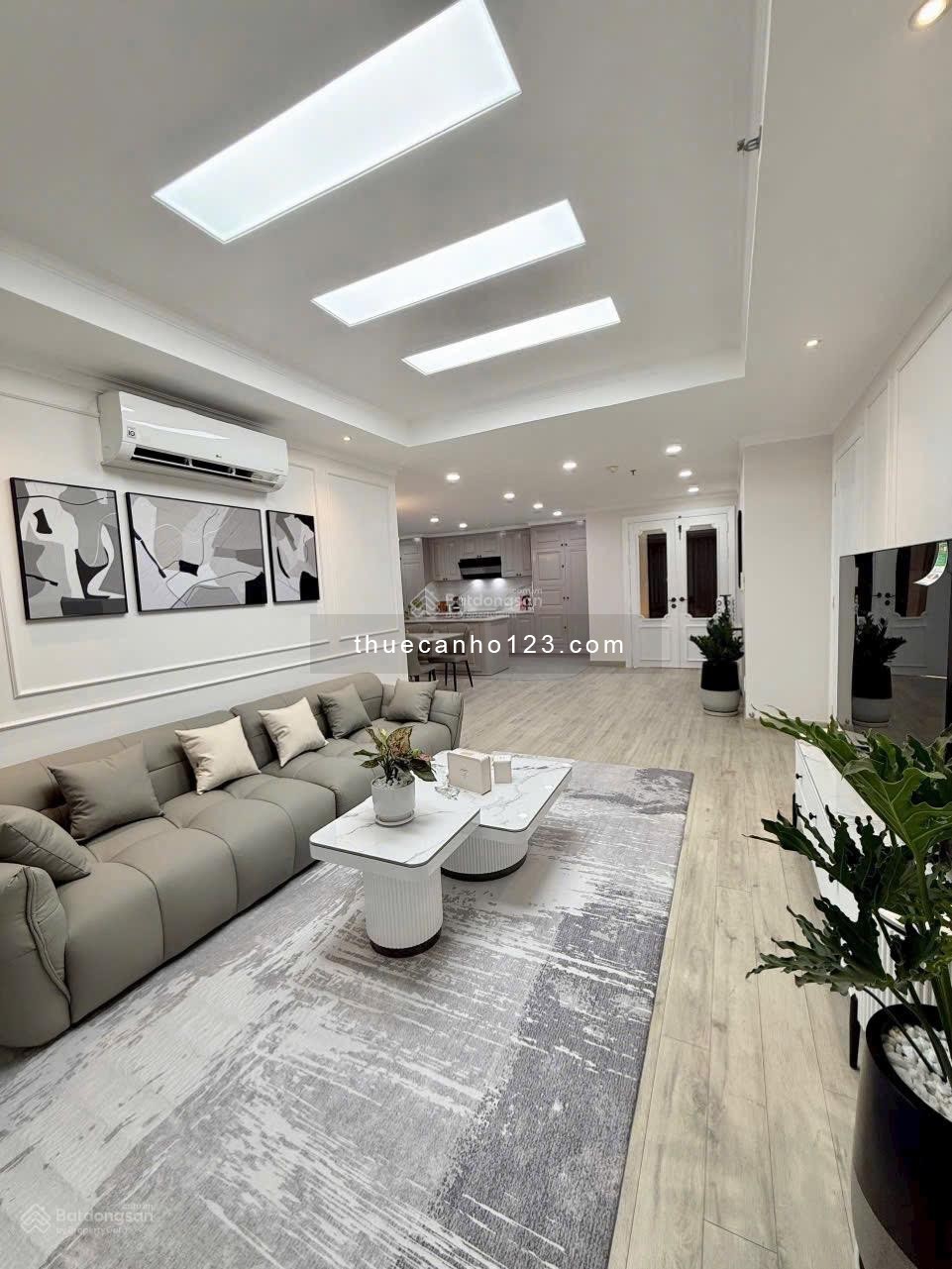 Cho thuê căn hộ Scenic Valley, Phú Mỹ Hưng, Quận 7