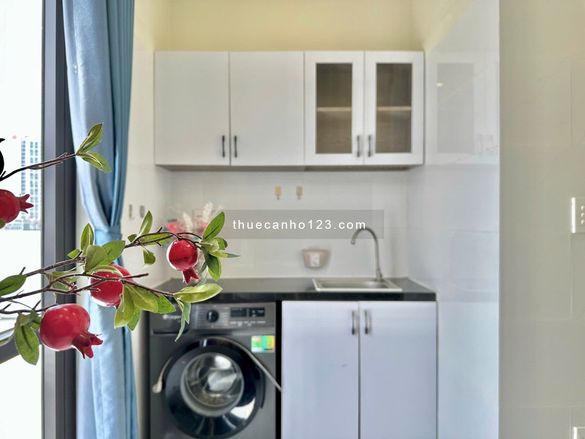 Căn hộ 1Pn tách bếp ban công thoáng mát, full nội thất, gần khu ăn uống, gym, thuận tiện đi GV,Q3,PN