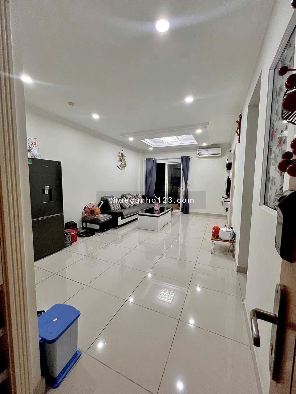 Carillon 1 ,Hoàng Hoa Thám, P13, TB, 78m2, 2PN, 2WC, 10tr/tháng.