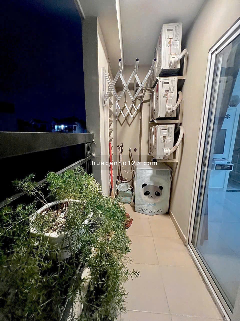 Carillon 1 ,Hoàng Hoa Thám, P13, TB, 78m2, 2PN, 2WC, 10tr/tháng.