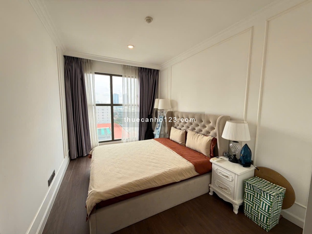 Saigon Royal 2PN view sông Sài Gòn Full nội thất cao cấp tại Bến Vân Đồn Q4 gần Bitexco Takashimaya